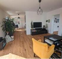 Penthaus Wohnung möbliert zur Zwischenmiete 01.11 bis 05.01.26 - Leipzig Ost