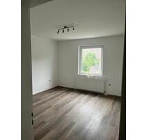 Helle & freundliche 3 Zimmerwohnung zentral in Niedersessmar - Gummersbach