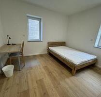 WG Zimmer Frauen WG - 540,00 EUR Kaltmiete, in Frankfurt am Main (PLZ: 65934) Nied