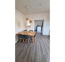 Tolle Wohnung in Tellingstedt. - 870,00 EUR Kaltmiete, in Tellingstedt (PLZ: 25782)