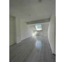 Schöne Apartment in Dellwig - 340,00 EUR Kaltmiete, ca.  24,00 m² in Essen (PLZ: 45356) Stadtbezirk IV