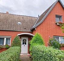 Große Doppelhaushaushälfte - 239.999,00 EUR Kaufpreis, in Stendal (PLZ: 39576)