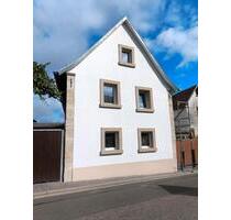 Einfamilienhaus - 415.000,00 EUR Kaufpreis, ca.  90,00 m² in Klingenmünster (PLZ: 76889)