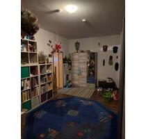 Wohnungsübernahme - 794,00 EUR Kaltmiete, ca.  153,00 m² in Gera (PLZ: 07545)