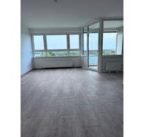 Schöne Renovierte Wohnung mit Balkon in Krefeld-Fischeln - Meerbusch Necklenbroich