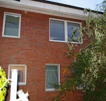 3 Zimmer Wohnung mit Wohnküche 2 Zimmer 2 Bäder + Flur - Hagenow