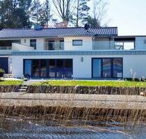 Ferienhaus am See riesiger Garten und Boot, Hunde ok 8 Personen - Nortorf