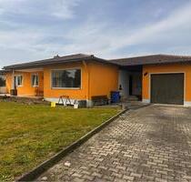 Sehr großes Einfamilienhaus in ruhiger Lage zu vermieten! - Pocking