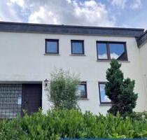 Mittelreihenhaus - 385.000,00 EUR Kaufpreis, ca.  124,00 m² in Freudenberg (PLZ: 57258)