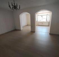 4 ZKB Wohnung mit Einbauküche und 2 Bäder - Sankt Ingbert