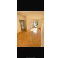 2-Zimmerwohnung mit Balkon und Stellplatz in Wiesbaden-Erbenheim