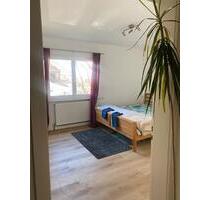 WG zimmer für 2-3 monate - 600,00 EUR Kaltmiete, ca.  55,00 m² in Stuttgart (PLZ: 70329) Hedelfingen