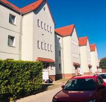 Vermietete Eigentumswohnung, 2 Zimmer, Küche, Bad, Keller, PKW - Aschersleben