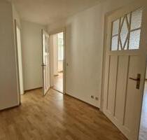 2-Zimmer-Wohnung mit EINBAUKÜCHE und TAGESLICHTBAD zu vermieten! - Kirchberg