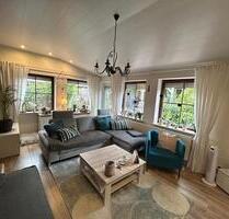 Einfamilienhaus mit Nachbarhaus und Pool - Edemissen