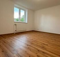 *** Das ist etwas für Sie! Attraktive Altbauwohnung in grüner Lage! *** - Essen Stadtbezirk IV