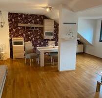 3,5 Zimmer Dachgeschosswohnung - 600,00 EUR Kaltmiete, in Duisburg (PLZ: 47169) Hamborn
