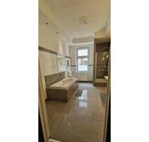 3 ZKB Erdgeschoss mit Terrasse - 1.150,00 EUR Kaltmiete, ca.  115,00 m² in Essen (PLZ: 45327) Stadtbezirk VI