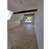 7-Zi-OG-Maisonette Wohnung mit Garage - Schieder-Schwalenberg