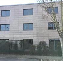 Neuwertige, gepflegte und moderne Bürofläche - Bornheim