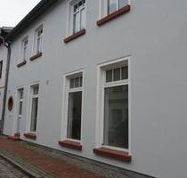 Büro- oder Praxisfläche - 655,00 EUR Kaltmiete, ca.  81,87 m² in Ribnitz-Damgarten (PLZ: 18311)