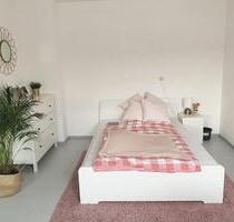 TOP: ruhige Dachgeschoss Single Wohnung — ab 01.06. - Mannheim Almenhof