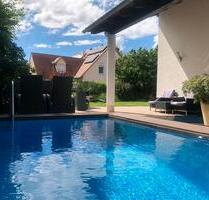 Einfamilienhaus Top Lage - 950.000,00 EUR Kaufpreis, in Wendelstein (PLZ: 90530)