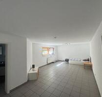 1 Zimmerwohnung in Mühlheim am Main (Untergeschoss)