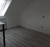 3 Raum Wohnung Dachgeschoss - in ruhiger Lage - Klingenberg