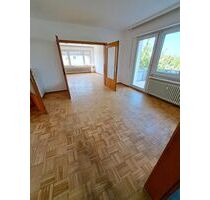 Mietwohnung - 800,00 EUR Kaltmiete, ca.  95,00 m² in Bad Lippspringe (PLZ: 33175)