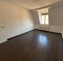 Gut geschnittene 2-Zimmer-Dachgeschosswohnung - Nürnberg Rabus