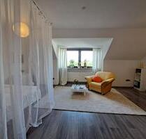 Modernisierte 1-Zimmer-Wohnung mit EBK in Moorenweis