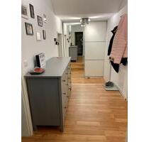 Helle und schöne 2 Zimmerwohnung in Bubenreuth - Kaltmiete