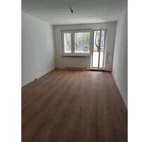 3 Zimmer Wohnung - 900,00 EUR Kaltmiete, ca.  62,00 m² in Rostock (PLZ: 18055)