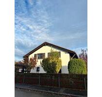 freistehendes Einfamilienhaus mit Wintergarten, Garten, Garage - Mühldorf am Inn