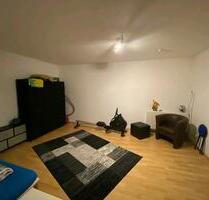 1 Zimmer Souterrain-Apartment - 340,00 EUR Kaltmiete, ca.  43,00 m² in Stettfeld (PLZ: 96188)