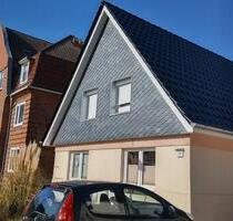 Doppelhaushälfte mit Garten und Stellplätzen - Klein Nordende