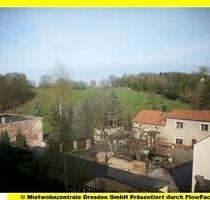 3-Raum-Wohnung mit Balkon in der Innenstadt von Radeberg! Einbauküche vom Vormieter möglich !!