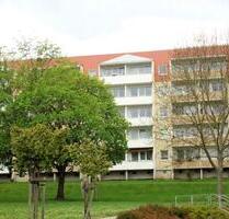 4-Zimmer-Wohnung mit großem Wohnzimmer und Balkon - Sondershausen