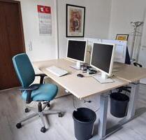 Möblierter Büroraum in Neutraubling – sofort frei