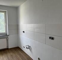 3 ZKB Wohnung mit Balkon & Dusche in Baunatal am Baunsberg ( BTL-BA85-2L )