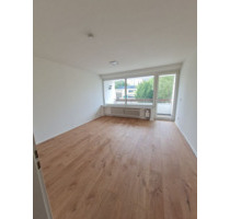 * Erstbezug nach Sanierung * Helles 1-Zimmer-Apartement mit Balkon inkl. EBK in Köln-Neubrück