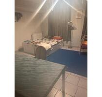 3- Zimmer Küche Bad Wohnung Nähe Hahn Airport 2km zu Vermieten - Büchenbeuren