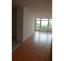 Schöne helle 2-Zimmer‘ Wohnung mit Balkon - Frankenthal (Pfalz)