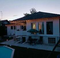Haus, Einfamilienhaus,Bungalow - 465.000,00 EUR Kaufpreis, ca.  130,40 m² in Eggenfelden (PLZ: 84307)