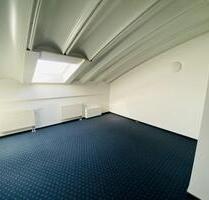 EUPORA® Immobilien: Moderner Gewerbe-Büroraum in Kirchheimbolanden.