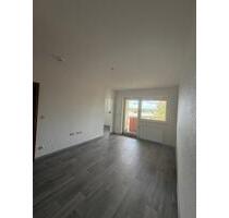 Schöne 2- Zimmer Maisonette Wohnung mit Balkon, Küche+ Stellplatz - Bad Kreuznach Bad Münster am Stein-Ebernburg