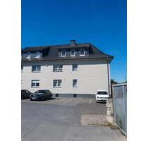Schöne und vollständig renovierte 3-Raum-DG-Wohnung in Bielefeld
