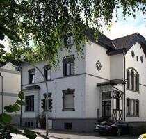 Zentrale 4 Zimmer Wohnung Meggen, übedachter Balkon, Tagelichtbad - Lennestadt