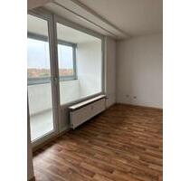 Über den Dächern von Itzehoe: 2-Zimmer mit Balkon – ideal für SinglesPaare